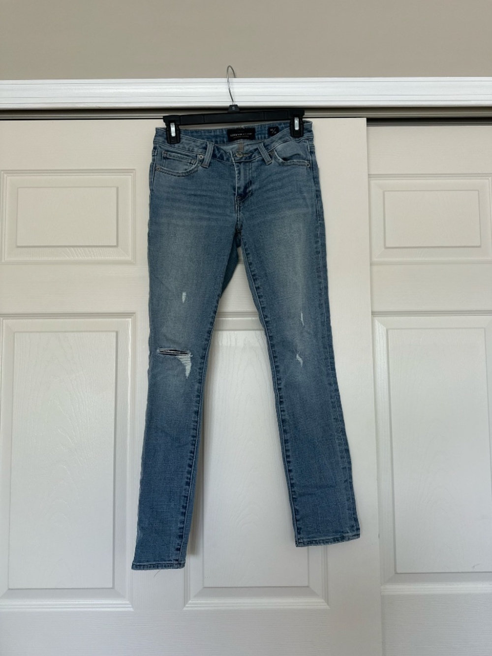 Lucky Brand Low-Rise Skinny Denim Jeans – Light Wash Women’s Size 00